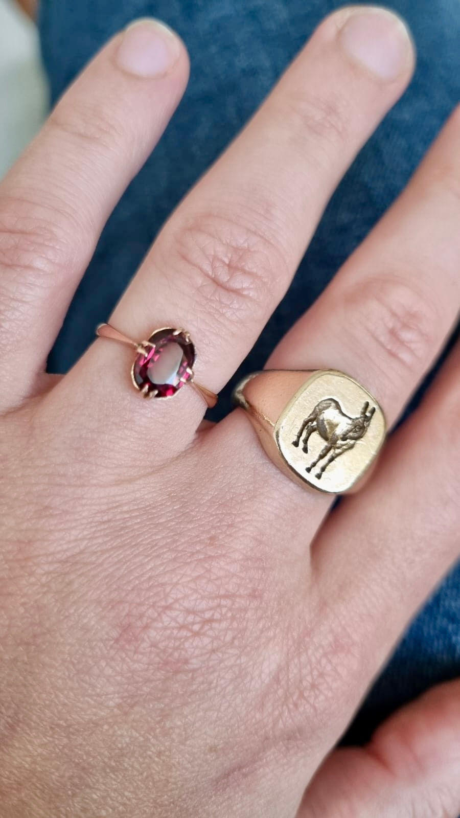 Thumbnail: Antique Edwardian Almandine Garnet Solitaire 9K Gold Ring