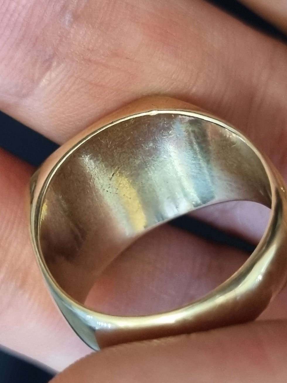 Thumbnail: Vintage 9K Engraved Leopard Cougar Signet Ring
