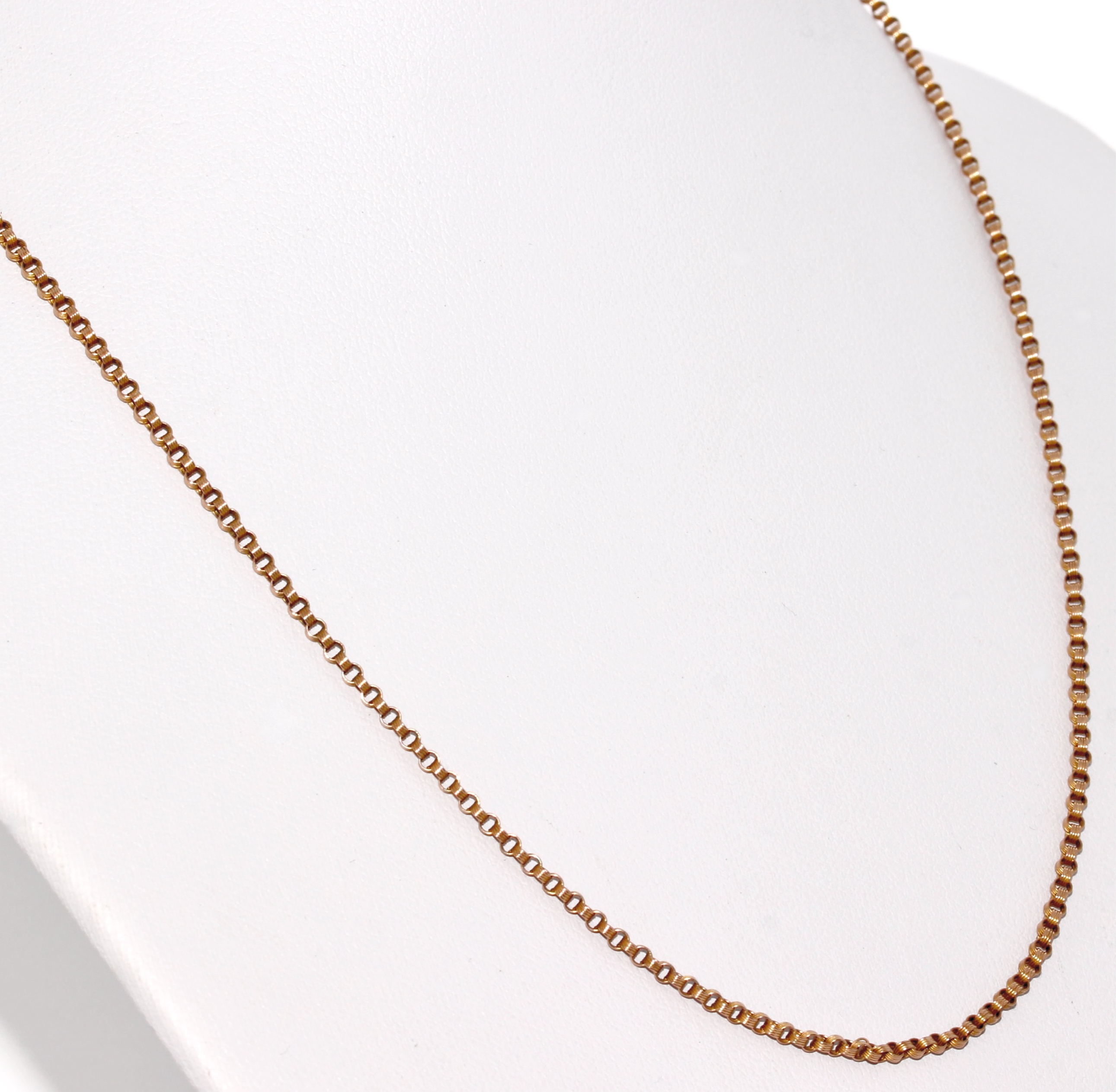 English Victorian 17.2 Inch 9K Rose Gold Fancy Chain