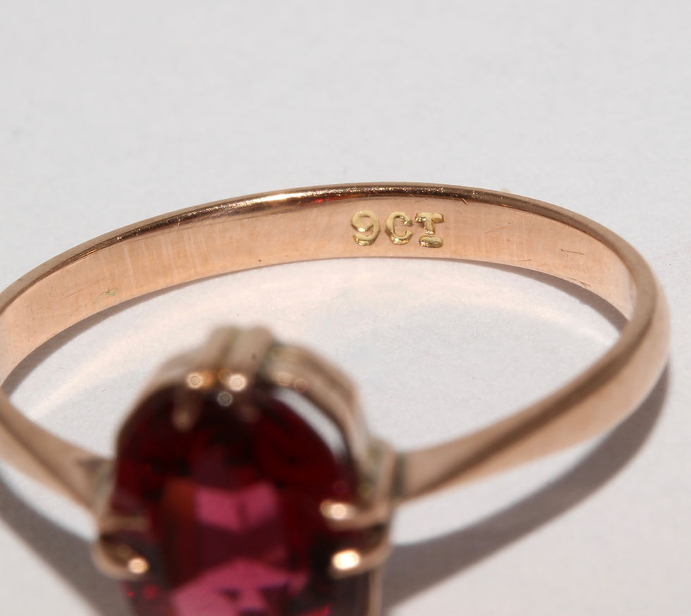 Thumbnail: Antique Edwardian Almandine Garnet Solitaire 9K Gold Ring