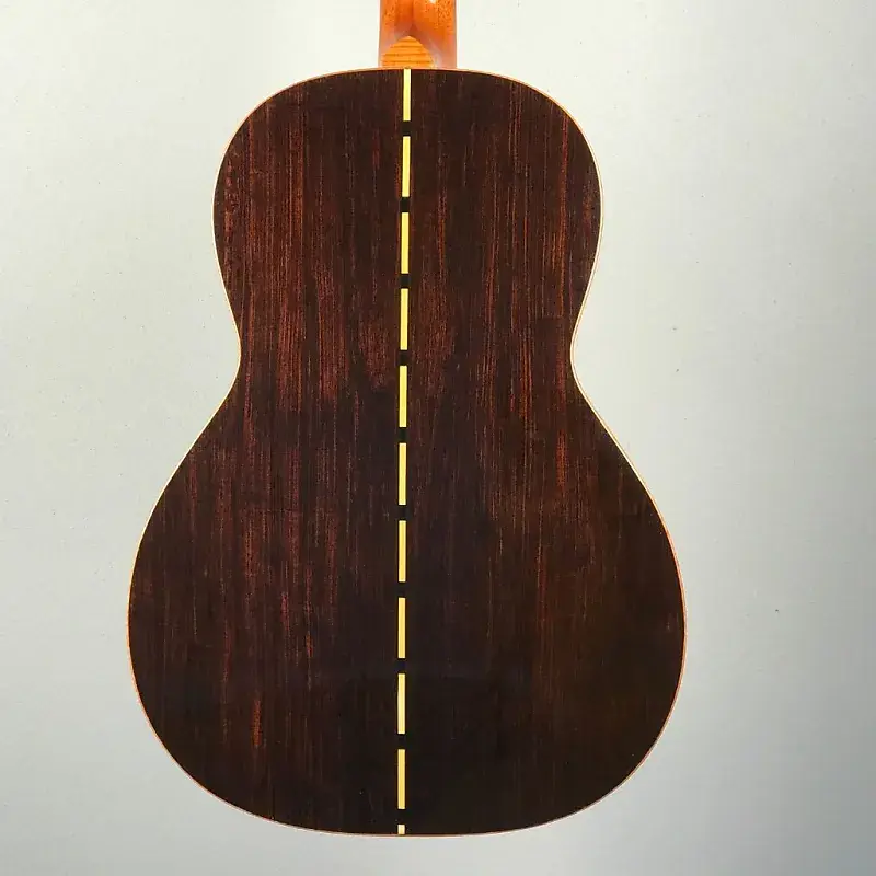 Thumbnail: Bill Mitchel 00 Parlor Deluxe 2005