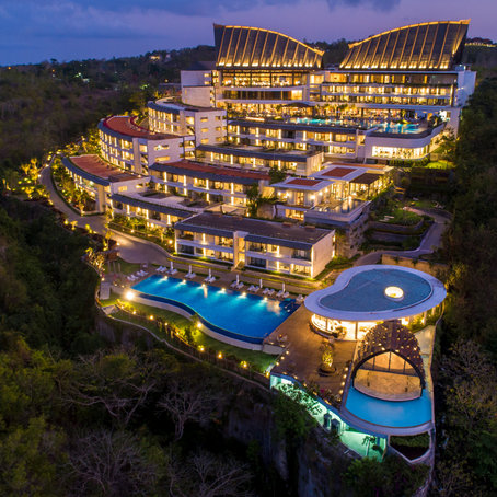 Renaissance Bali Uluwatu       Resort & Spa 