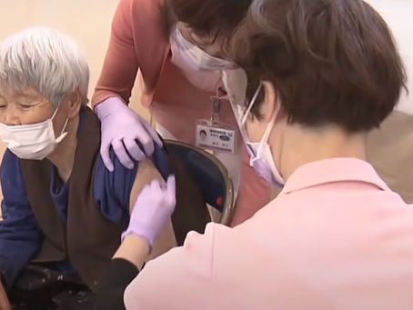 JAPON ESPERA TENER 36 MILLONES DE ANCIANOS VACUNADOS EN JULIO