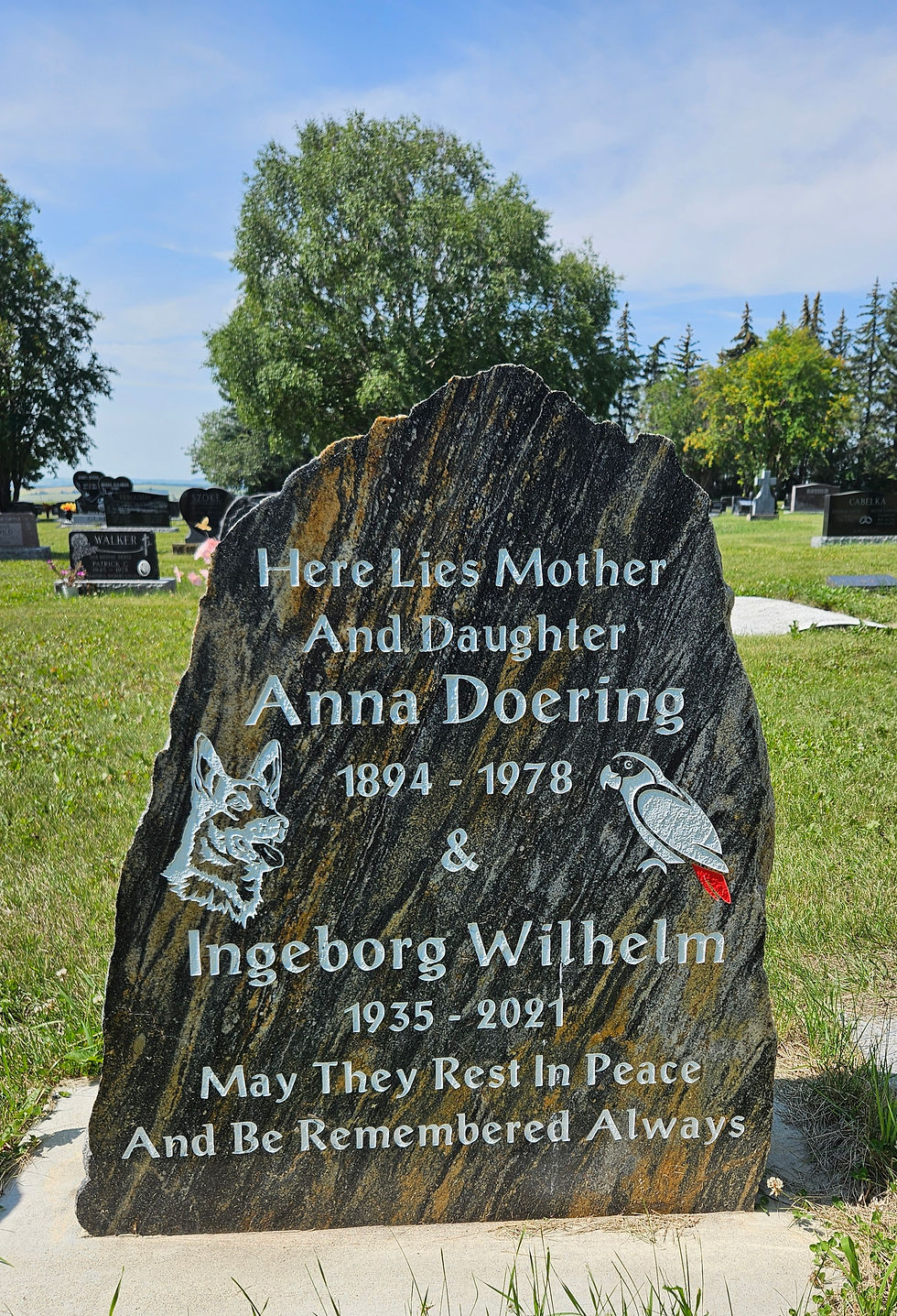 Natural Headstone Doering