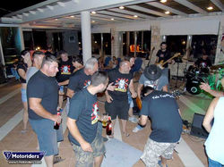 Απόβαση στα Καλά Κοπέλια Vol 6