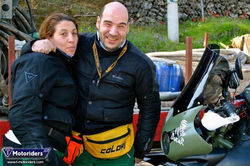 T-Motoriders στην Βουδιστική Στούπα