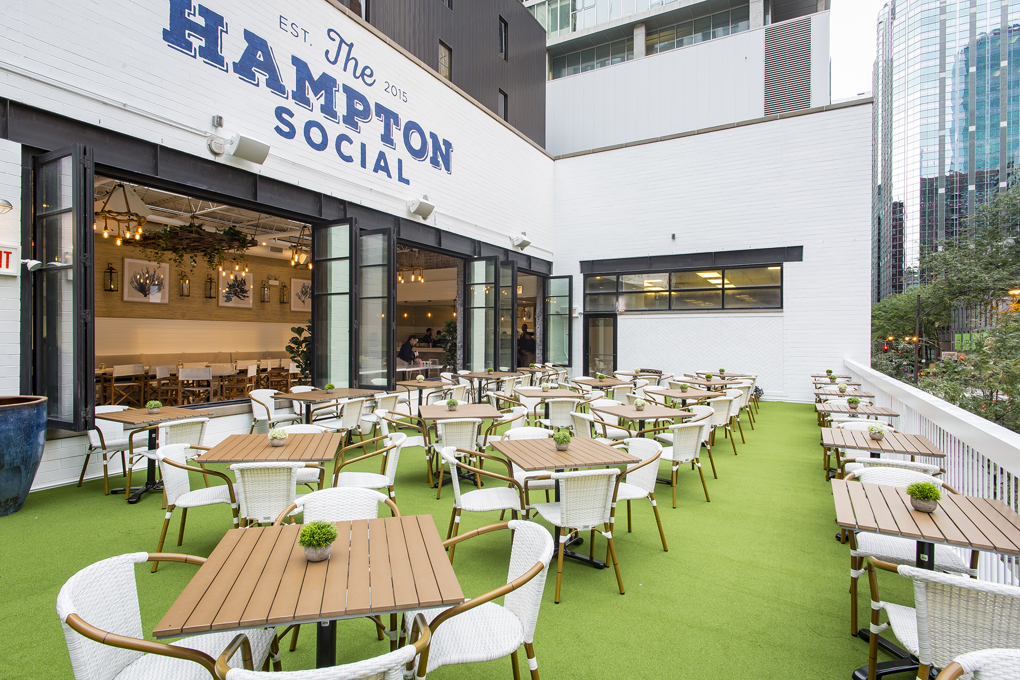 the-hampton-social