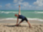 Utthita_Trikonasana.jpeg