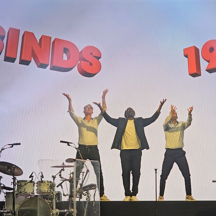 Openingsact met video en dans voor VvAA 100 jaar