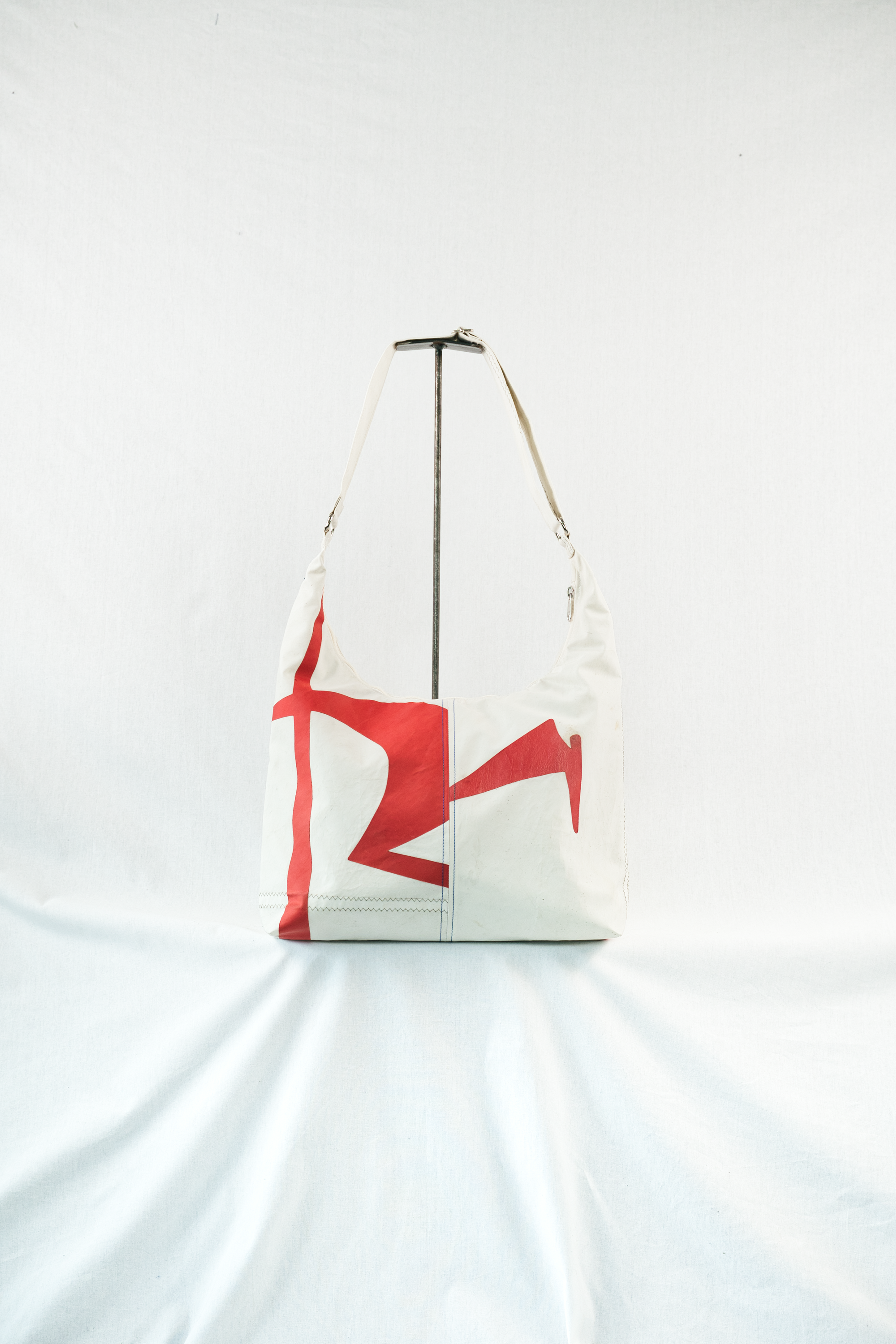 ADRIFT RED