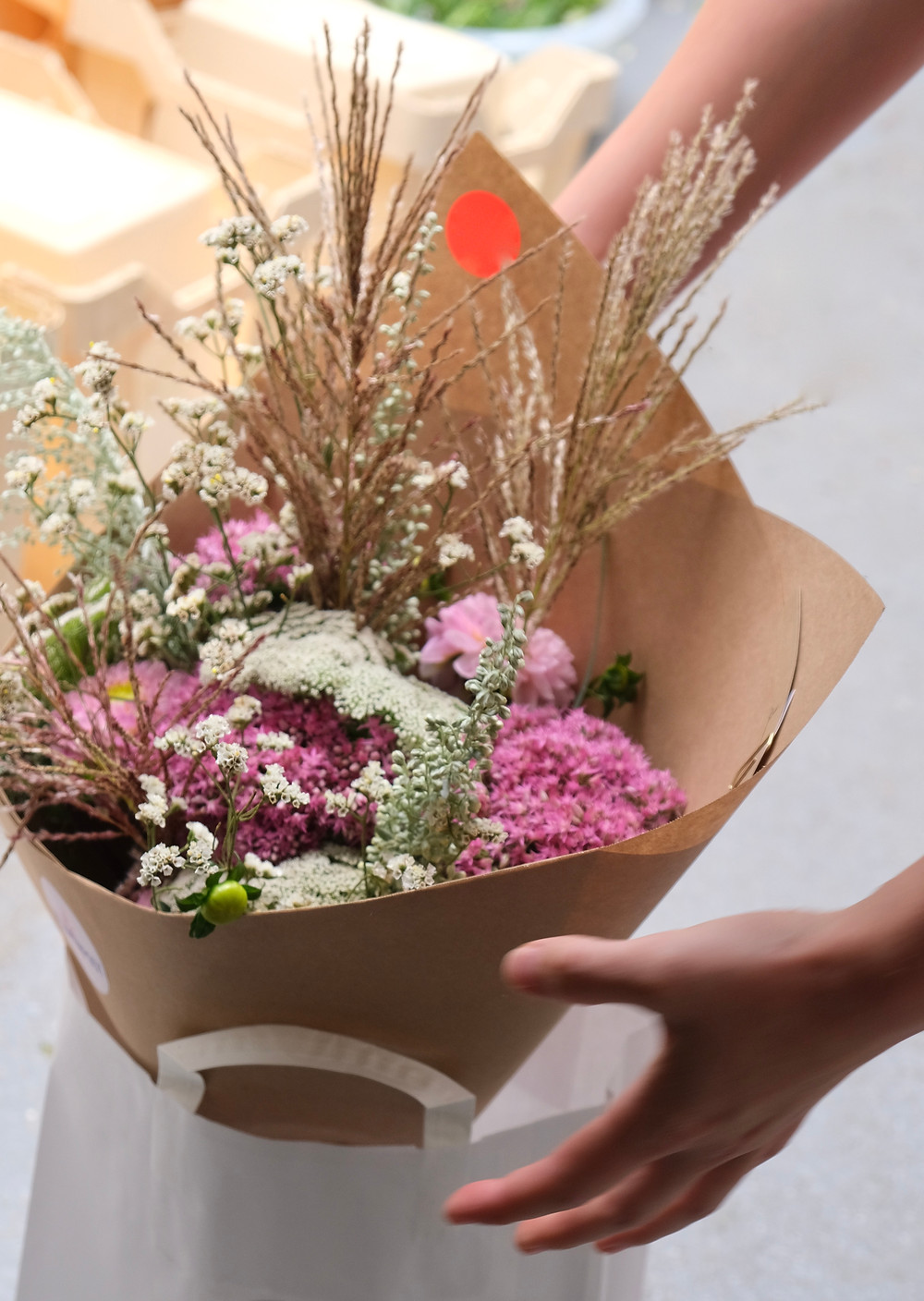 Blumenabo Blumenpost Geschenk Zürich Blumen im Abo Flower Subscription gift idea