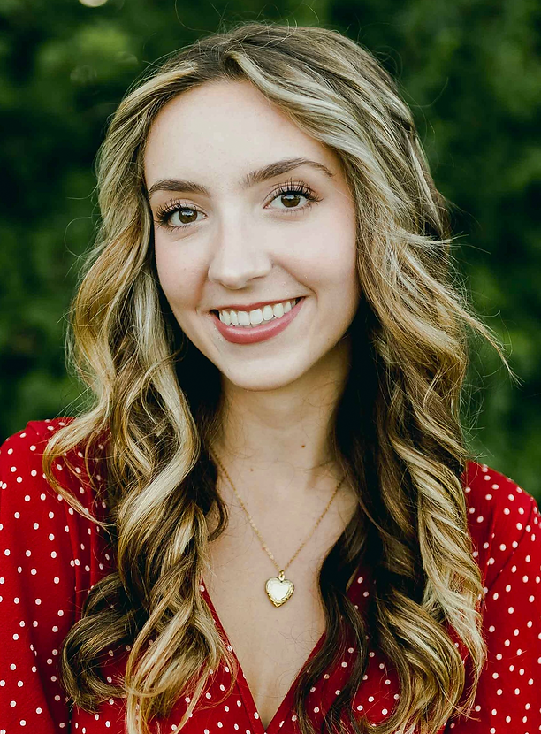 Headshot - Nikki Stawski.png