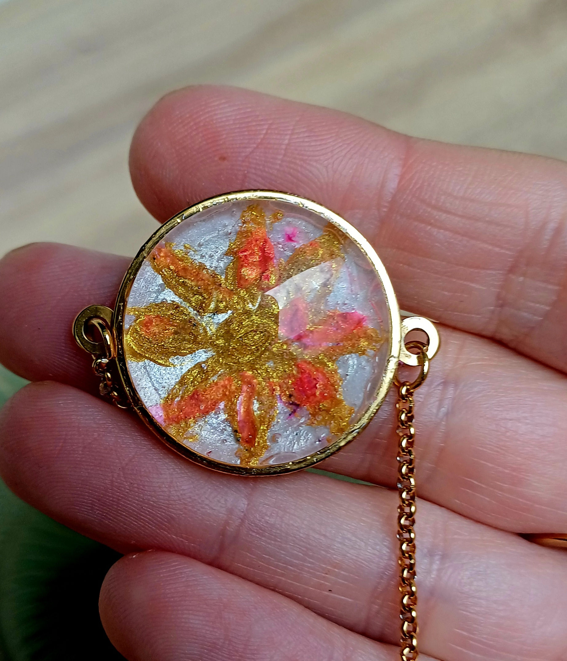Golden Flower 🌼 Necklace