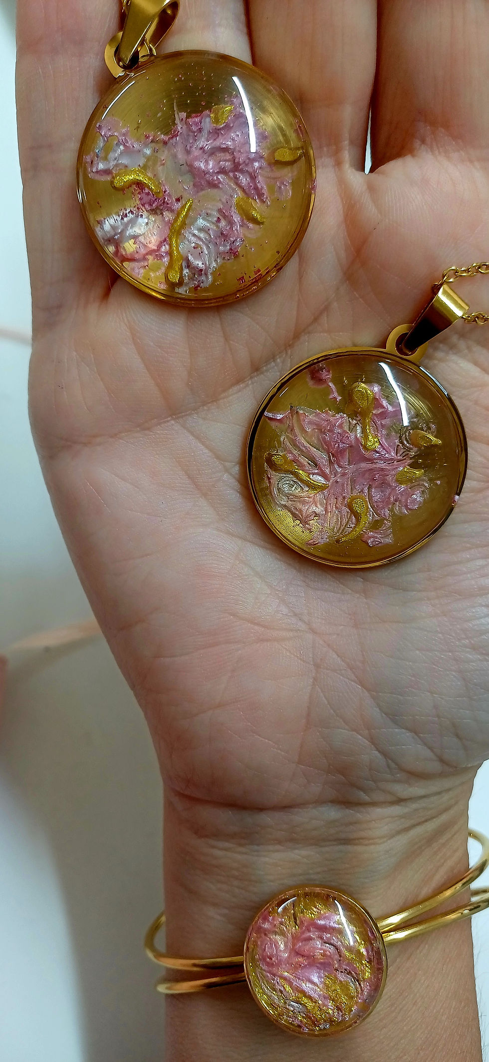Thumbnail: Pink Pearl 💗 Pendant 
