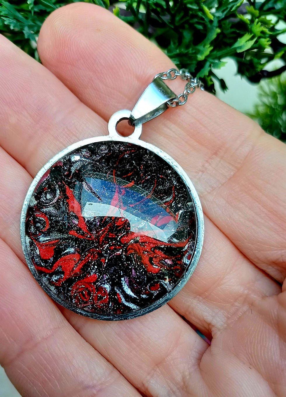 Thumbnail: Red Swirl Pendant 