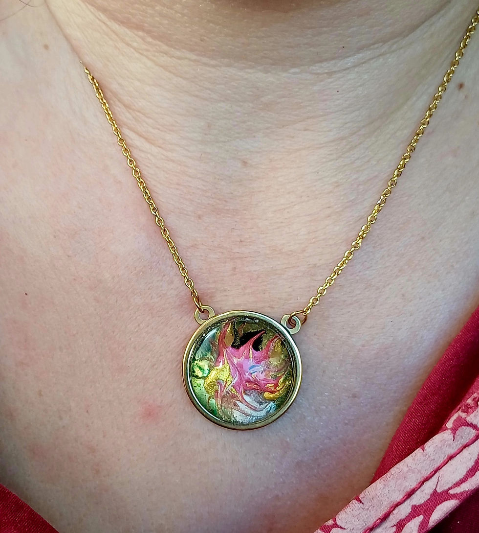 Thumbnail: Red Swirl Necklace 