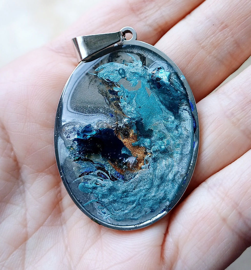 Thumbnail: The Blue Wave Pendant 