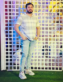 _khan.shahrukh699 - R⤓Download.JPEG