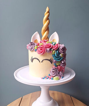 unicorn birthday cake Berkhamsted