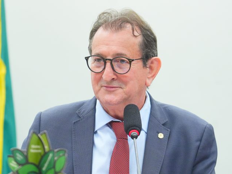 Comissão aprova proibição da pesca de cavalos-marinhos e de outras espécies