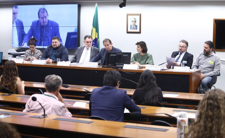 Debate foi realizado pela Comissão de Meio Ambiente