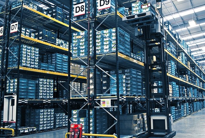 pallet pickfaces heavy duty pallet racking.jpg