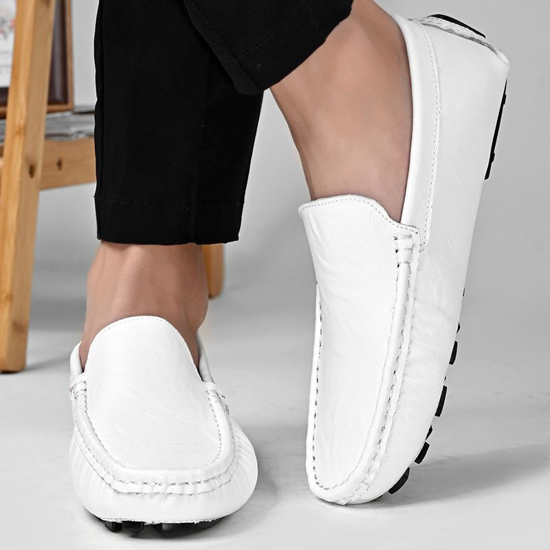 Thumbnail: Men's fashion casual bean shoes trend with a slip-on loafers loafers 