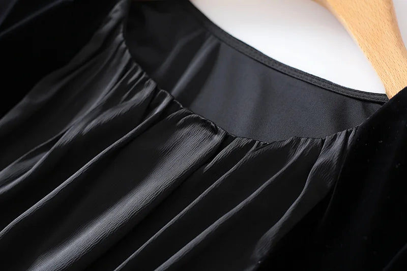 Thumbnail: Autumn Thin Elastic Waist Fake Two Piece O Neck Drape Velvet Hepburn