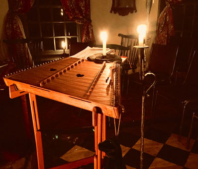 Hammered Dulcimer, popular instrument of the 18th century