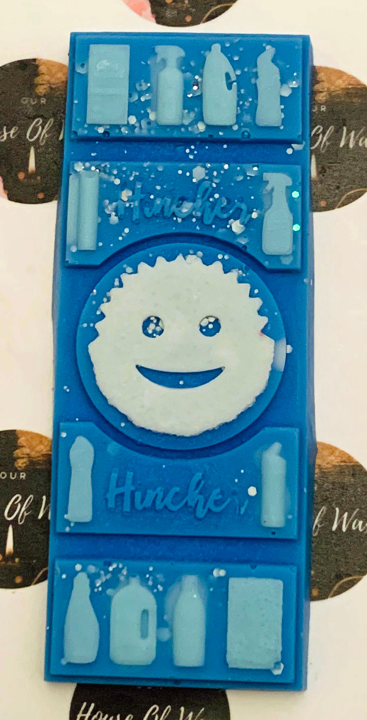 Cleaning inspired snapbar