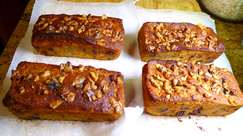 Air Fryer Banana Chocolate Chip Breads