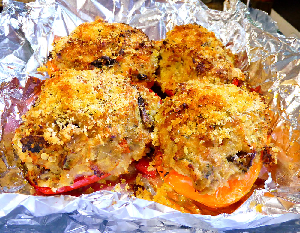 Make Quick, Cheap, and Good TunaStuffed Peppers in Your Air Fryer