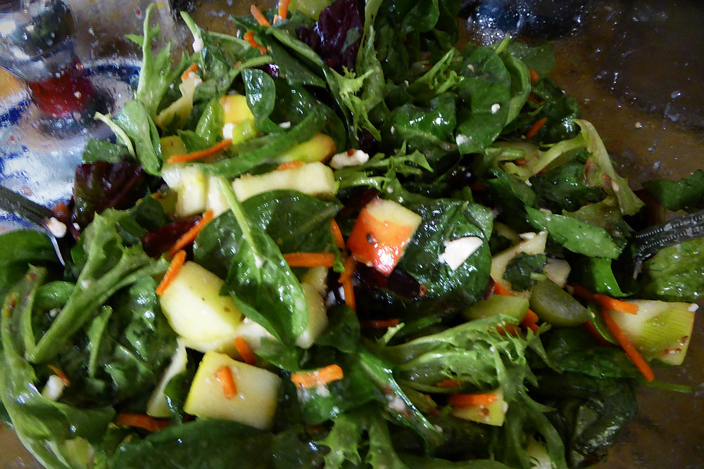 Spinach Apple Grape Salad