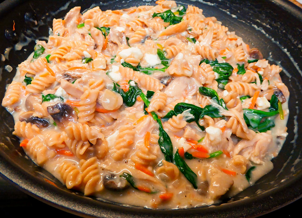 How to Make an Easy, Inexpensive Chicken, Spinach, and Feta Noodle Skillet Meal (Diabetic Friendly)