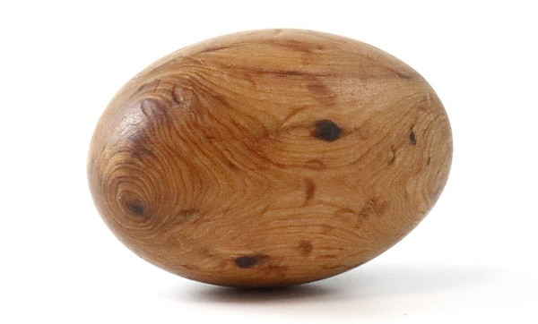 cadalithe-galet-en-bois-de-cade-sauvage.jpg