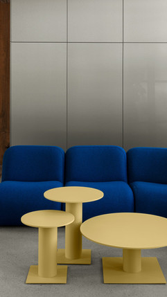 Showroom Lammhults + Abstracta nerezové stěny