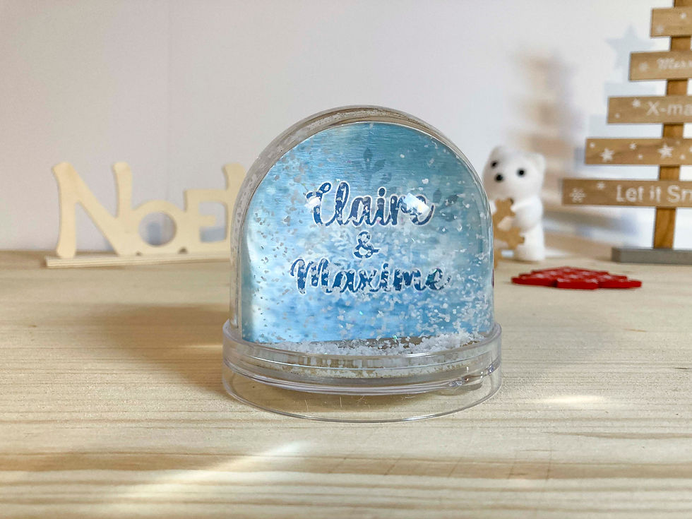 Miniature : Création 300 PIXELS - Boule à neige de Noël à personnaliser