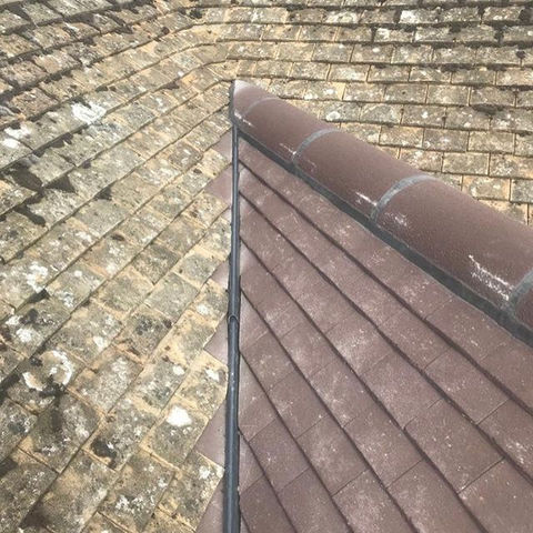 RA Leadworks and Roofing. For Roof Repair, Leadwork, Felt Roofing, Chimneys and Flat Roofing across Reading and surrounding areas.