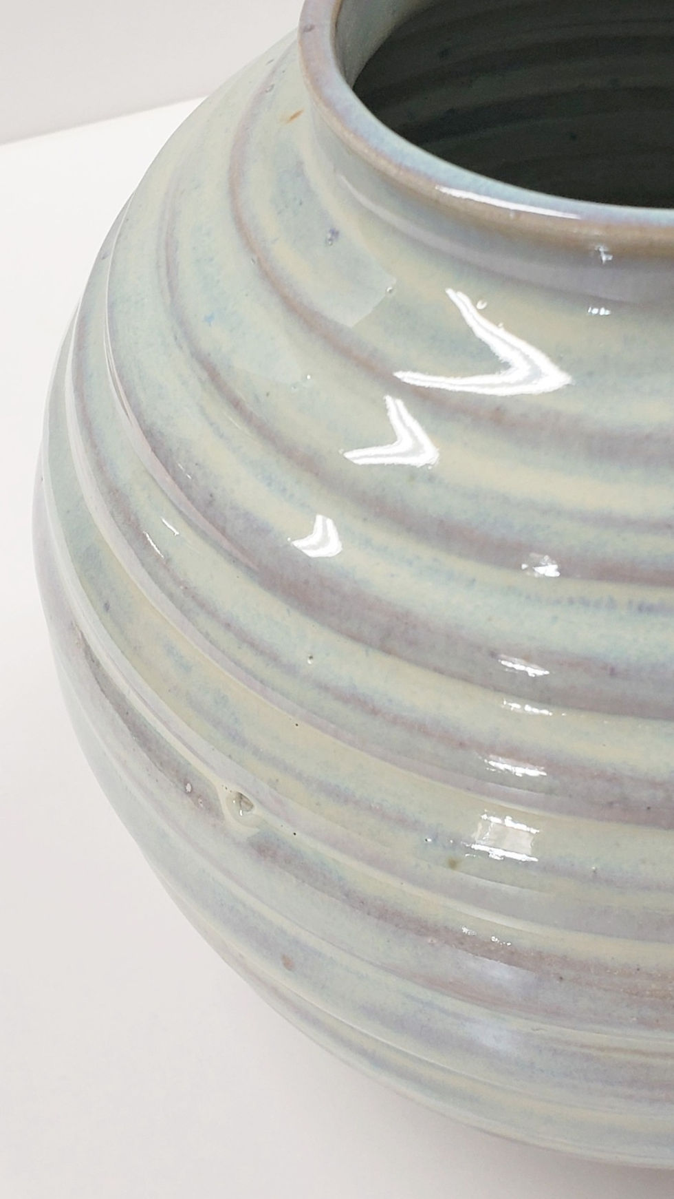 Thumbnail: Small Jar with Ridges