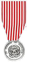 medaglia-al-merito-di-servizio-polizia-di-stato.jpg