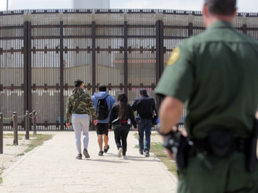 Border Report: Friendship Park proponents want access instead of 30-foot walls