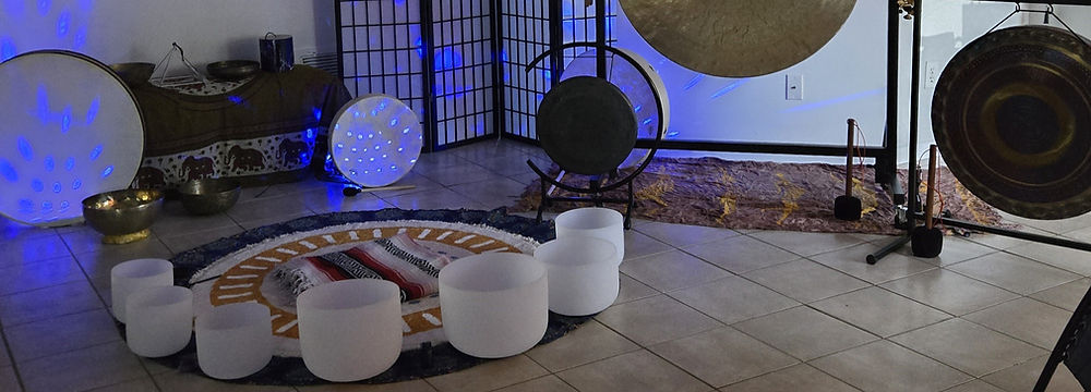 Gong and Bowls