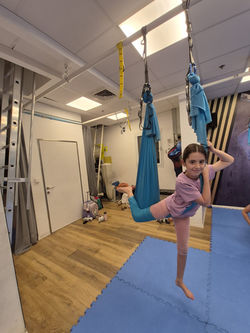 WhatsApp Image 2025-11-13 at 19.08.29 (1)