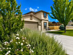 Front with Big Side Yard