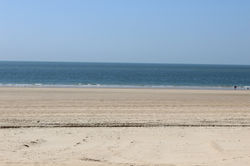 Der großzügige Strand