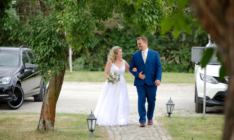 Hochzeitsfotograf Großräschen Dörrwalder Mühle Brautpaarshooting Mühlengarten