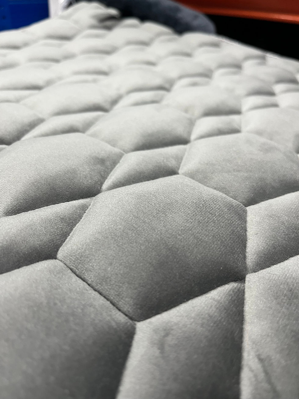 Thumbnail: Mattes Dressage Slate Velvet Large 1P w. Front Roll