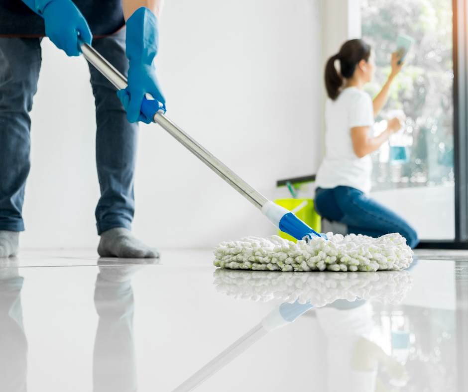A professional cleaner from Co-Tasker, booked in Dortmund, sanitizing and tidying up your home. Get in touch for all cleaning needs, from light maintenance to deep cleaning!