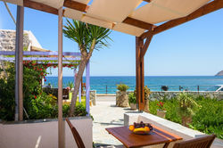 30. PRIVATE PATIO