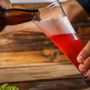 Outubro Rosa Quatro Poderes:
Cervejaria lança campanha de conscientização sobre o câncer de mama